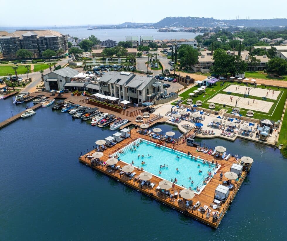 Horseshoe Bay Unveils Floating Pool - Spike on Golf & Travel