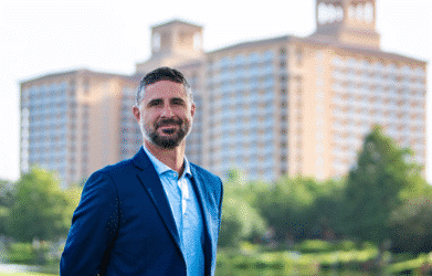Ritz-Carlton Orlando’s Decker Wins CFHLA Award